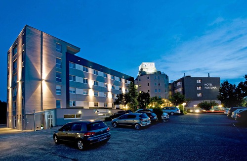 Strick Apartment | Comfort double room facing the side street