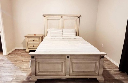 Whitehorse Apartment | Comfort First - sleeps 6