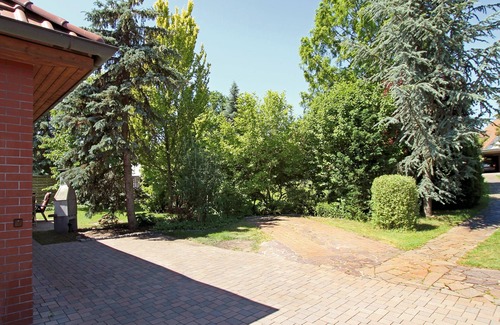 Honower Siedlung House | Comfort holiday home in Berlin, in a quiet convenient suburban location S- and subway