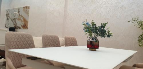 Mbrostar-Urë Hotel | Comfort Hotel