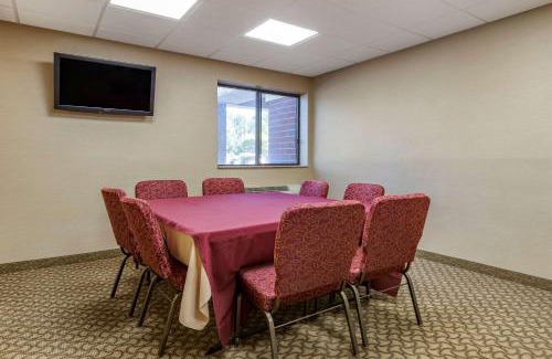 Dearborn Hotel | Comfort Inn Near Greenfield Village