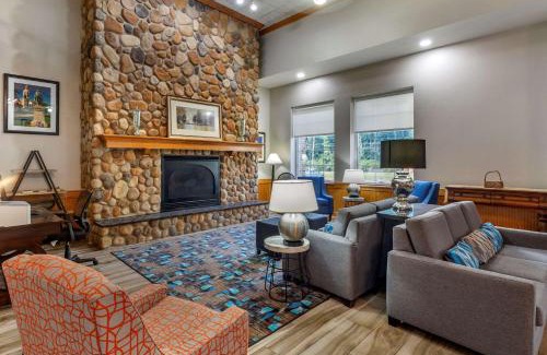 Griswold Hotel | Comfort Inn of Griswold