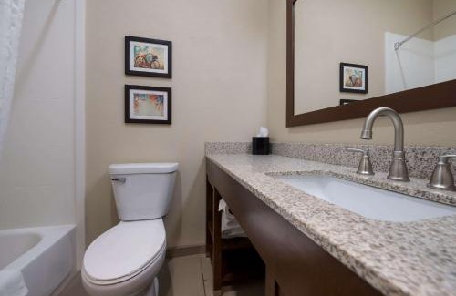 Onalaska Hotel | Comfort Inn Onalaska - La Crosse Area