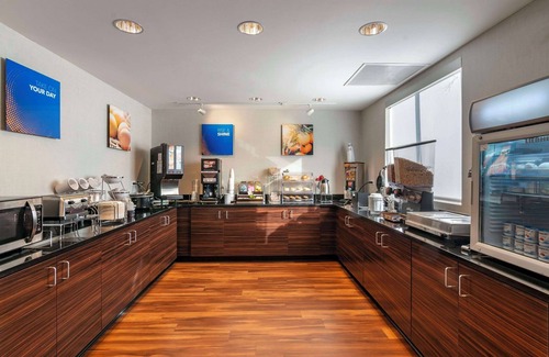 Bridgeton Hotel | Comfort Inn St. Louis Airport