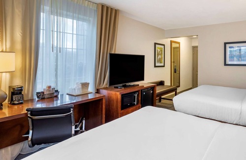 Carbondale Hotel | Comfort Inn & Suites Carbondale on the Roaring Fork