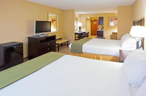 Chestertown Hotel | Comfort Inn & Suites Chestertown