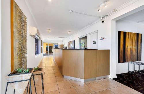 Enfield Hotel | Comfort Inn & Suites Manhattan