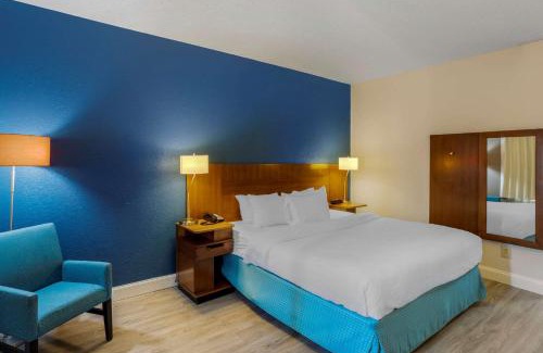 Mount Laurel Hotel | Comfort Inn & Suites Mt Laurel-Philadelphia