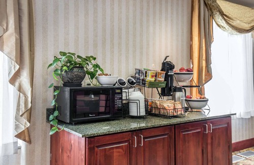 Rock Springs Hotel | Comfort Inn & Suites Rock Springs - Green River