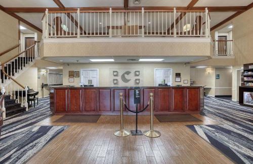 Appleton Hotel | Comfort Suites Appleton Airport