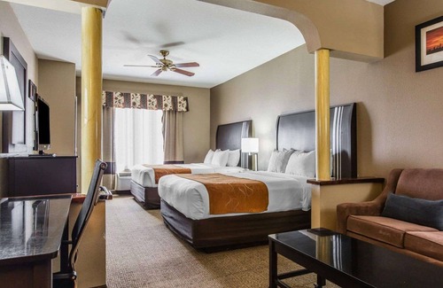 Bakersfield Hotel | Comfort Suites Bakersfield