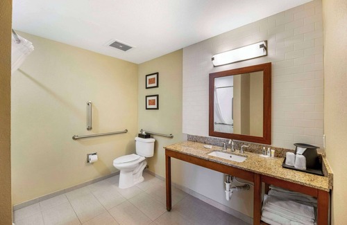 Carlsbad Hotel | Comfort Suites Carlsbad