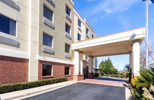 Forsyth Hotel | Comfort Suites Forsyth near I-75