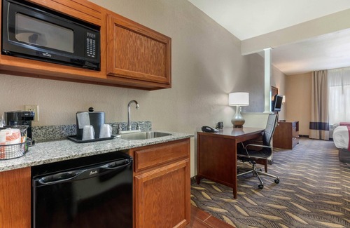 Rolla Hotel | Comfort Suites Rolla