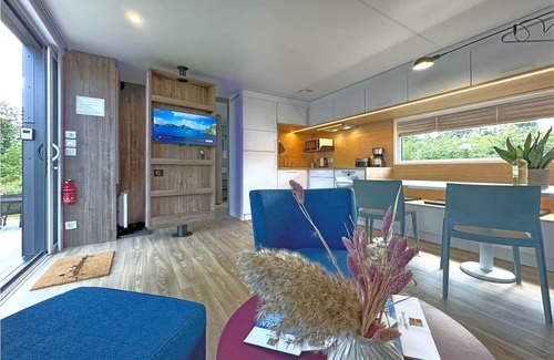 Gutenland House | Comfort with Garden & Style