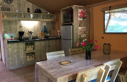 Le Buisson-de-Cadouin Cottage | Comfortable cottage in beautiful estate with swimming pool (T5p2)