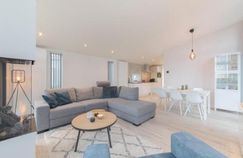 Wemeldinge House | Comfortabel en modern ingericht huis met uitzicht op het landschap 45