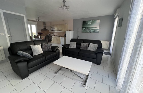 Saint-Germain-sur-Ay House | Comfortable house, 400m from the beach