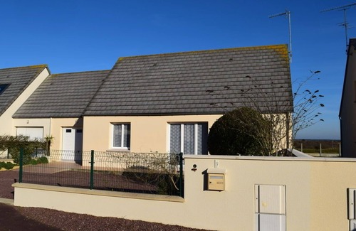 Saint-Germain-sur-Ay House | Comfortable house, 400m from the beach