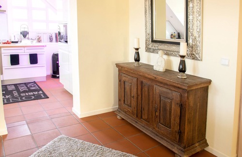 Eschweiler Apartment | Comfortable 110 sqm in 2-family house with separate entrance, great view, SW balcony