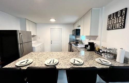 Sylvan Hills Apartment | Comfortable 2 Bedroom Near Downtown Atl Sleeps 4 Free Parking