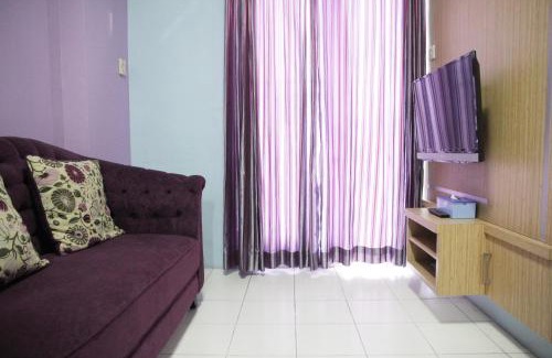 Pekayon Jaya Apartment | Comfortable 2BR Mutiara Bekasi Apartment By Travelio