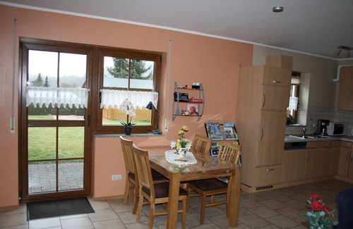 Hohenfels-Essingen Apartment | Comfortable 3 star holiday apartment in south location wit terrace