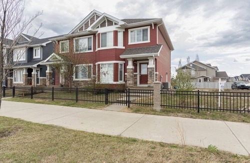 Fort McMurray House | Comfortable 4 bedrooms home in Parsons Creek neighbourhood