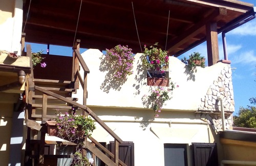 S'oru e Mari House | Comfortable and bright apartment with terrace just 300 meters from the sea