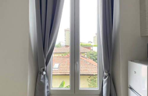 Lorenteggio Apartment | Comfortable and bright studio apartment.