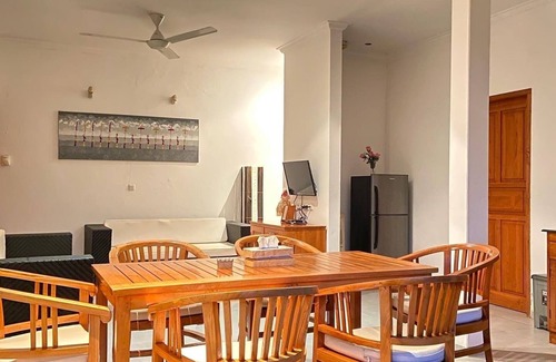 Anturan Villa | Comfortable and relaxing place at villa seruni. Just 8 min from the lovina beach