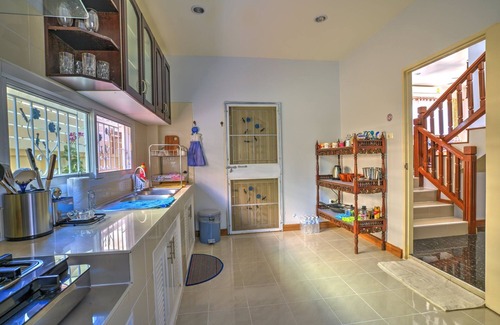 Hang Dong Villa | Comfortable and spacious Villa in quiet, secure up market Housing Estate.