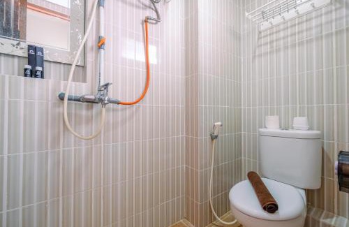 Depok Apartment | Comfortable and Tidy 2BR at Cinere Resort Apartment By Travelio