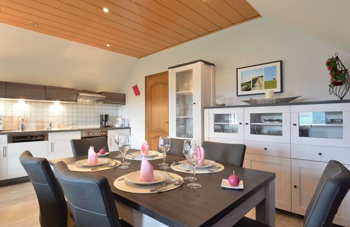 Burg-Reuland Other | Comfortable apartment in Burg-Reuland with shared terrace