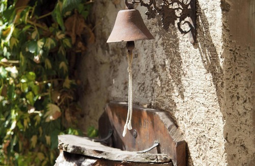 Pelissanne Apartment | Comfortable apartment in Pelissanne