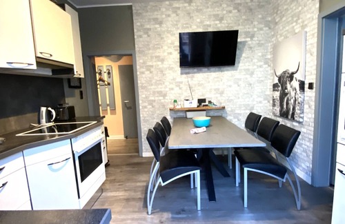 Regensburger Straße Apartment | Comfortable apartment in a fantastic location with parking space