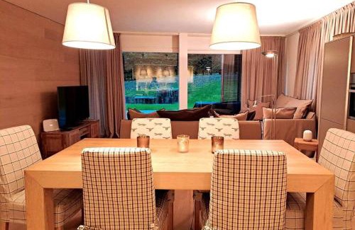Laax Apartment | Comfortable apartment near the ski station with parking