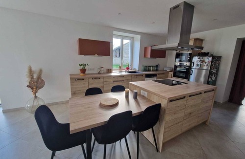 Sauvigny House | Comfortable country house