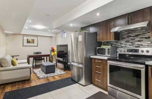 Brampton House | Comfortable & Cozy 2BR Hideaway
