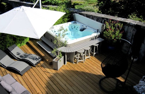 Reignier-Esery House | Comfortable family house with a view