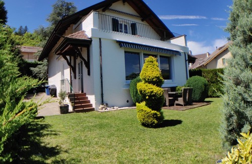 Reignier-Esery House | Comfortable family house with a view