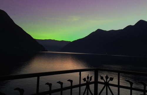 Colonno House | Comfortable family-friendly accommodation with picturesque lake views