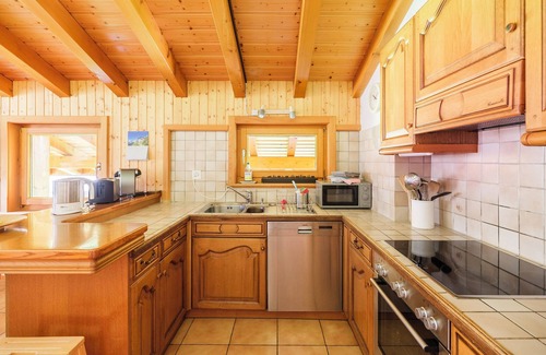 Ormont-Dessus Apartment | Comfortable, friendly apartment with beautiful mountain views