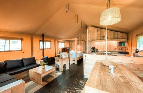 Beerze Cabin | Comfortable glamping accommodation!