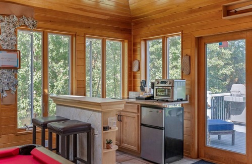 North Haven Apartment | Comfortable guest suite w/fire pit on gorgeous property -Pet Friendly!
