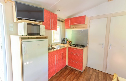 Saint-Cheron House | Comfortable heated and air-conditioned mobile home in the heart of nature, 40 km from Paris!