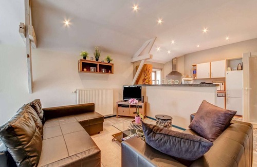 Thy-le-Chateau House | Comfortable holiday home in Thy-le-Château with pool