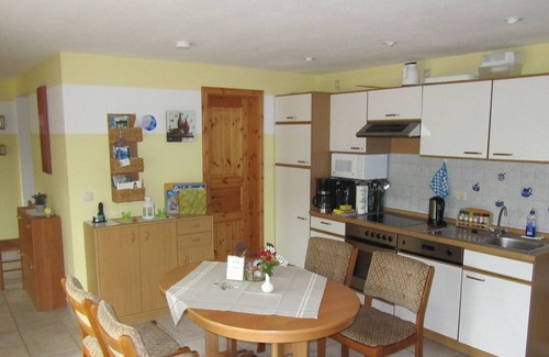 Zeulenroda-Triebes House | Comfortable holiday home at the Zeulenroda dam/bungalow village Zadelsdorf.