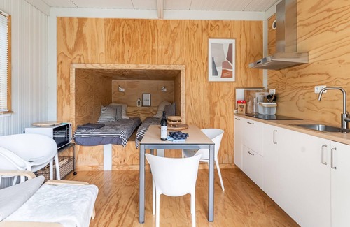 Linde House | Comfortable holiday home in Den Ham with garden
