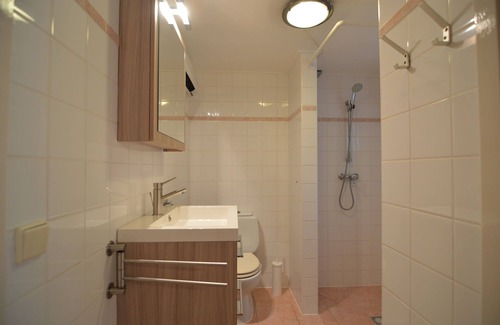 Zelhem House | Comfortable holiday home with a garden